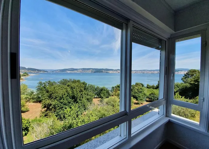 Nino Do Corvo Casa Cangas شقة